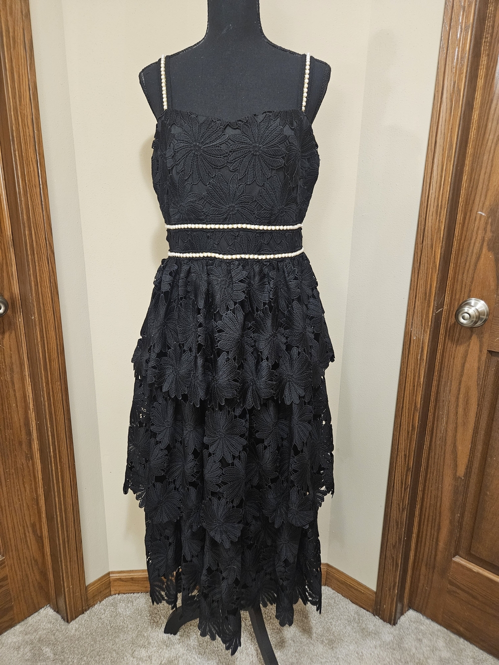 Gothic Like Heavy Black Floral Lace Dress Pearl Waist Trim Tiered Sz.  Large - Picture 12 of 12